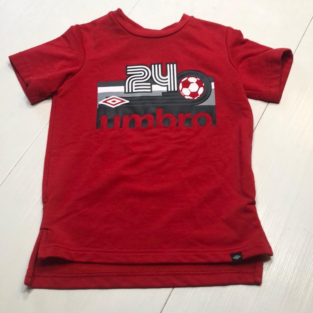 Umbro boys shirt - XS boys shirt